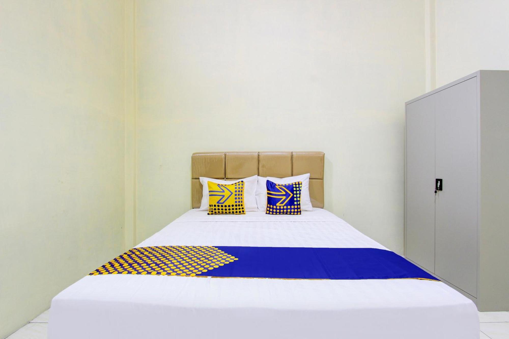 Spot On 93245 Guest House Mulia Dua Syariah Klaten Екстериор снимка